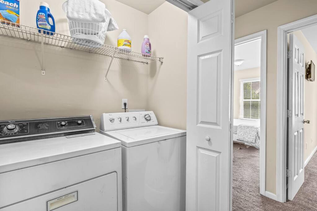 Charming Multilevel 4 Bedroom Townhouse Atlanta Luaran gambar